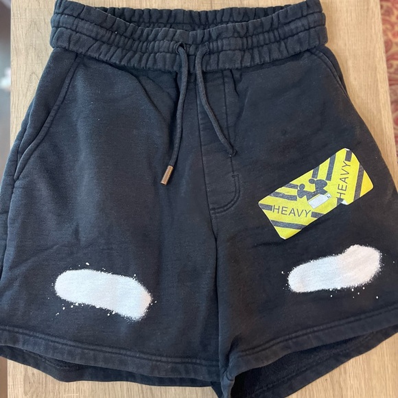 Off-White shorts - Picture 1 of 3